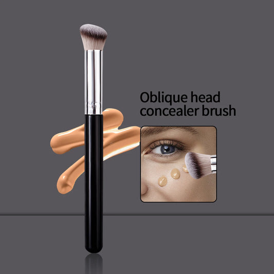 Pro Concealer & Foundation Brush – Flawless Coverage, Soft Precision Tool
