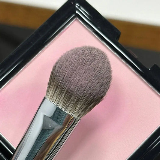 17CM Soft Flat Blush Brush – Tongue-Shaped | Precision Blending for Cream, Powder & Liquid Makeup