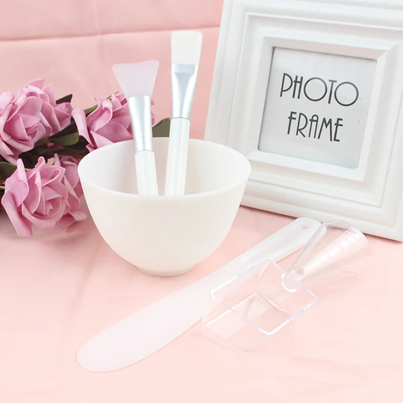 Face Mask Mixing Bowl Set – DIY Facial Care Kit with Brush, Spoon & Measuring Tool