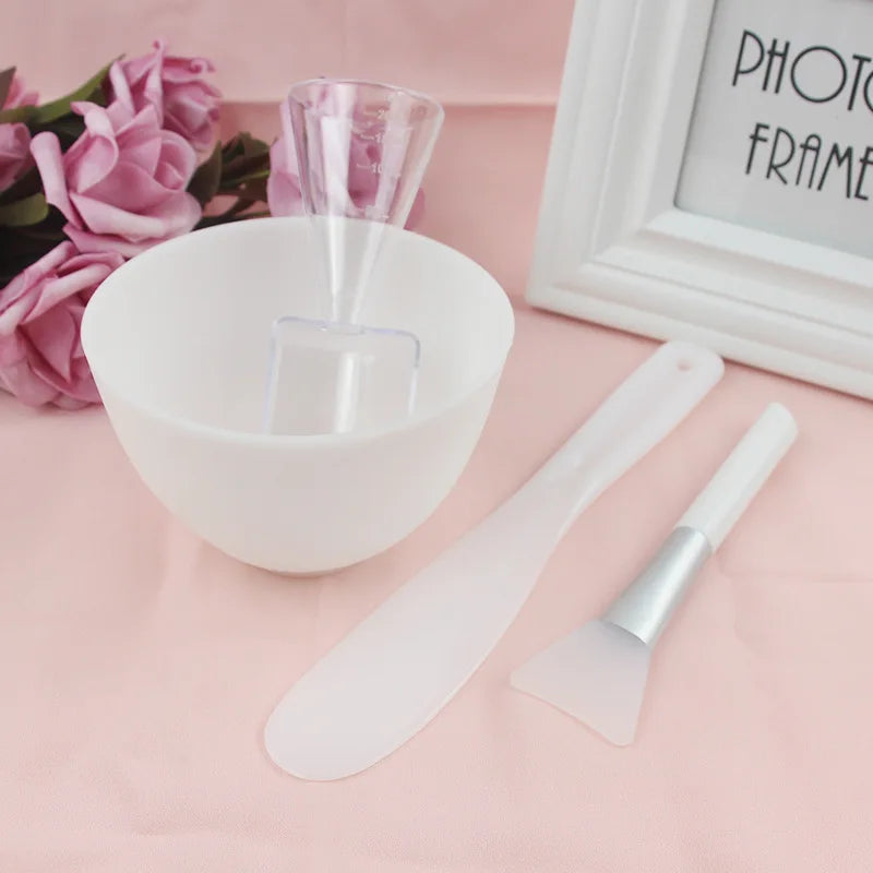 Face Mask Mixing Bowl Set – DIY Facial Care Kit with Brush, Spoon & Measuring Tool