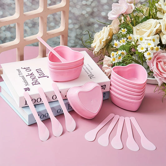 6-Piece Pink Heart-Shaped Face Mask Mixing Bowl Set – DIY Spa Tool Kit with Scraper & Spatulas for Home or Salon Use