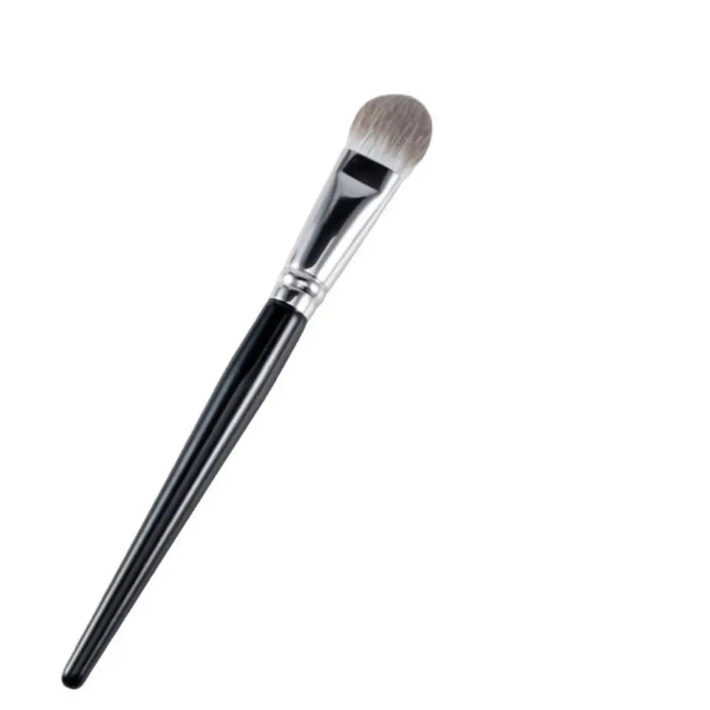 17CM Soft Flat Blush Brush – Tongue-Shaped | Precision Blending for Cream, Powder & Liquid Makeup
